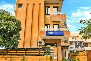 Fabhotel Rallkmas Cyber City