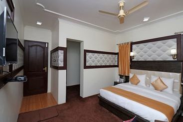 Otel Shree Mazda By Oyo