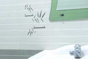 Rupa S Hotel Arugambay