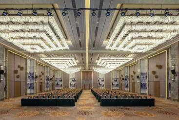 アパートホテル The Barony Rugao