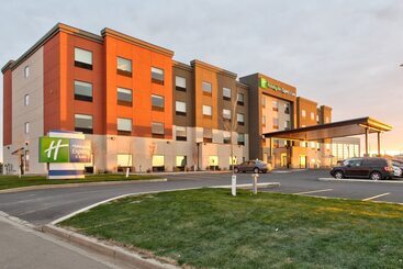 בית מלון כפרי Holiday Inn Express & Suites North Battleford, An Ihg