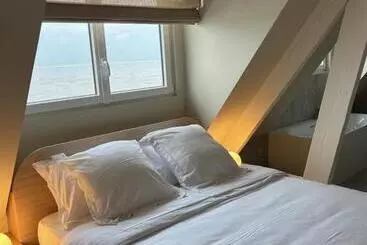 Hotelli Face à La Mer