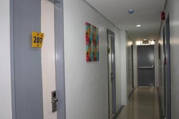 Rusville Hotel & Residences