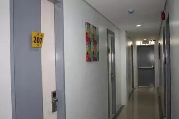 Rusville Hotel & Residences