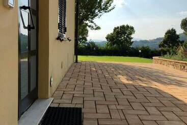 교외 호텔 Agriturismo Sotto Il Colle