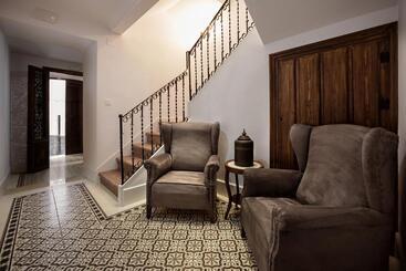 פנסיון Nuevo Monteftur