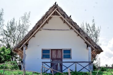 Otel Blue Earth Beach Bungalow