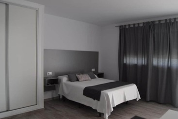 פנסיון Alojamientos Alma Conil