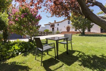 Hotel Rural Masia Can Canyes & Spa