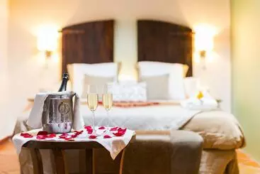 Landelijk hotel Masia Can Canyes & Spa