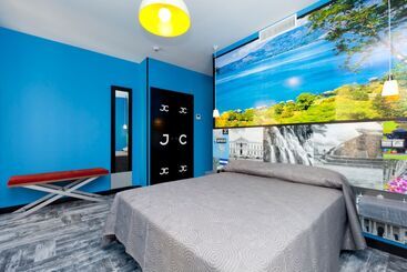 مسافرخانه Jc Rooms Chueca