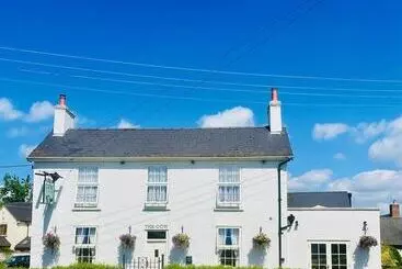 Gästgiveri The Cow Dalbury