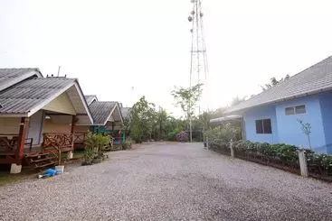 هتل Daddy's Home Resort