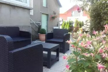 Aamiaismajoitus (B&B) Gîte Du Lion90 Chambresdulion90