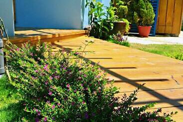 تختخواب و صبحانه Mooning The Hill