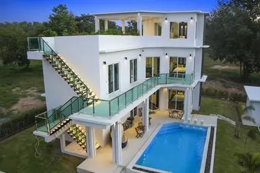 Ferienwohnungen Green View Villas