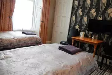 Majatalo Gales Guesthouse