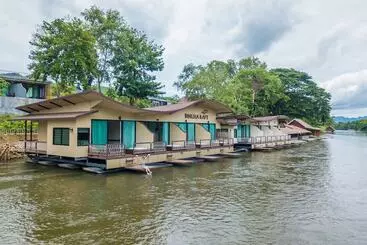 Hotel Binlha Raft Resort