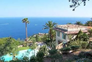 ツーリストアパートメント Villa Oneiro