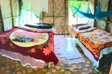 تختخواب و صبحانه Quarumanu Area