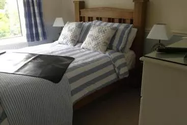 Bed & Breakfast The Gables Guest House