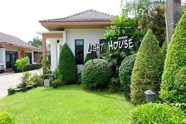 هتل Light House Resort Trang
