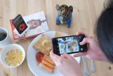 White Wall Poshtel   Hostel