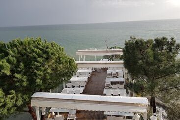 Serdivan Konak Otel Narli Tesisleri