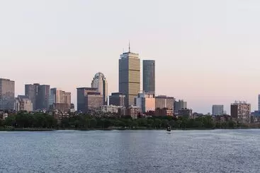 Four Seasons Hotel One Dalton Street, Boston