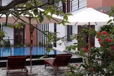 ホテル Phu Hung Thinh Villa