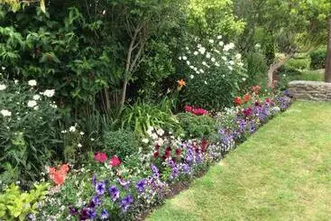 Bed and Breakfast Quiet Woman House