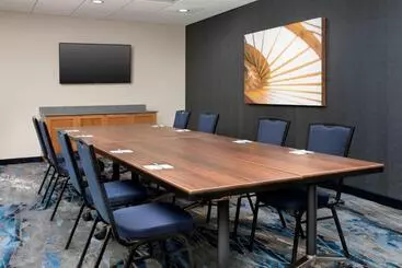 Hotelli Fairfield Inn & Suites By Marriott New Orleans Metairie