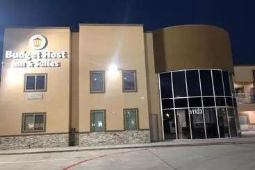 モーテル Budget Host Inn & Suites