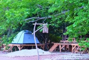 ユースホステル Camp Meeting Point
