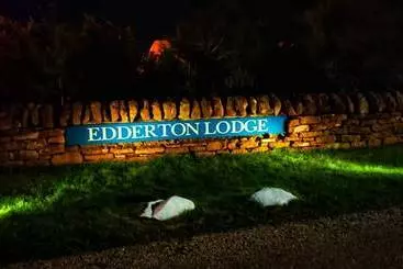 Aamiaismajoitus (B&B) Edderton Lodge