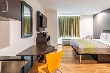 ホテル Studio 6 Lake Charles