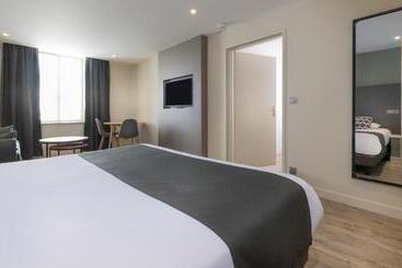 شقة Residence The Originals Demeure Des Remparts