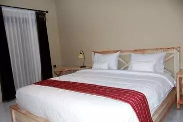 Hotelli Artati Lombok Bungalows & Restaurant