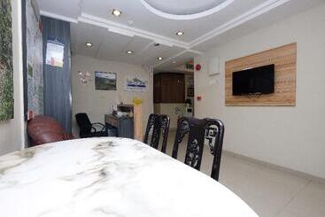 Heaven Hill Hotel 1 By Oyo Rooms