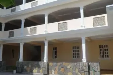 هتل Auberge Les Lilas