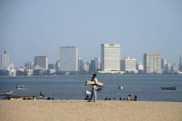 فندق Crawford Inn