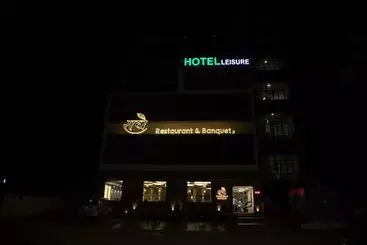 Hotel Leisure By Sky Stays