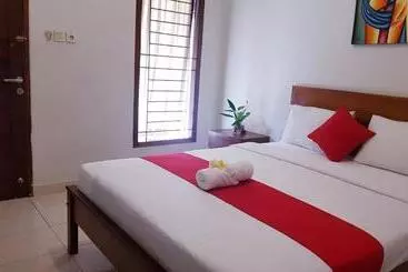 پانسیون Kost & Homestay 911