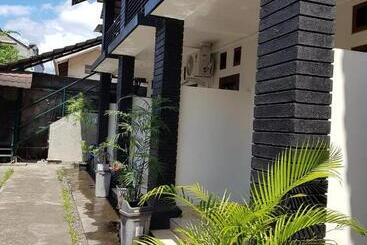 Pensió Kost & Homestay 911