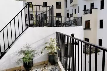 پانسیون Cine House