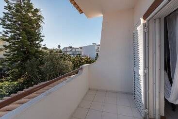 Dipti S Bed And Breakfast