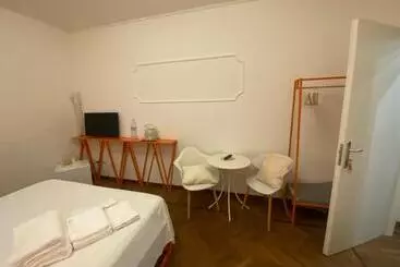 Pensione Limoncello Rooms