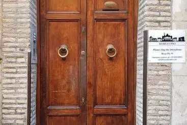 آپارتمان Borgo Pio 91