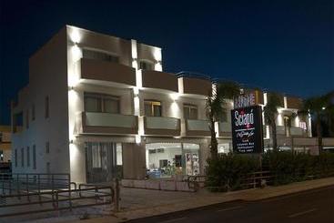 فندق فئة نجمة واحدة Aurora