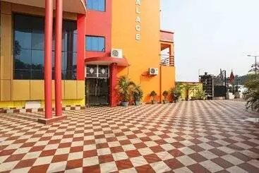 Hôtel Tr Palace By Oyo Rooms